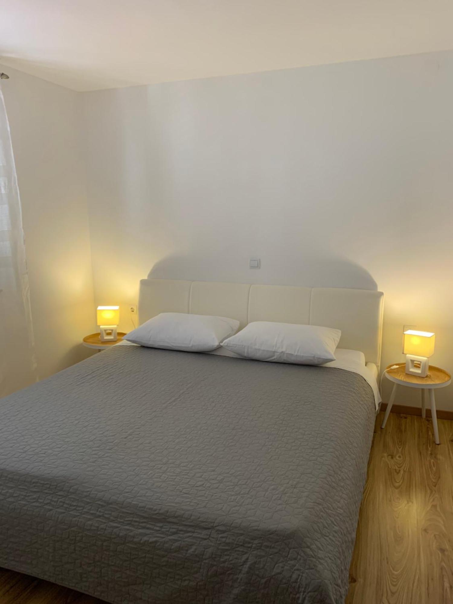 Apartments Kristina Хвар Екстер'єр фото