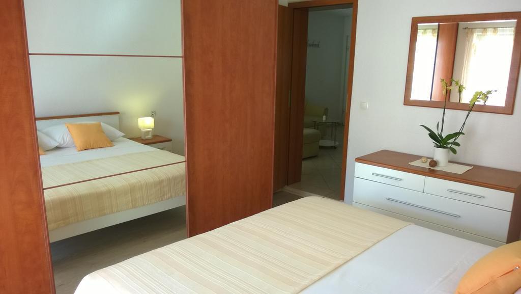 Apartments Kristina Хвар Номер фото